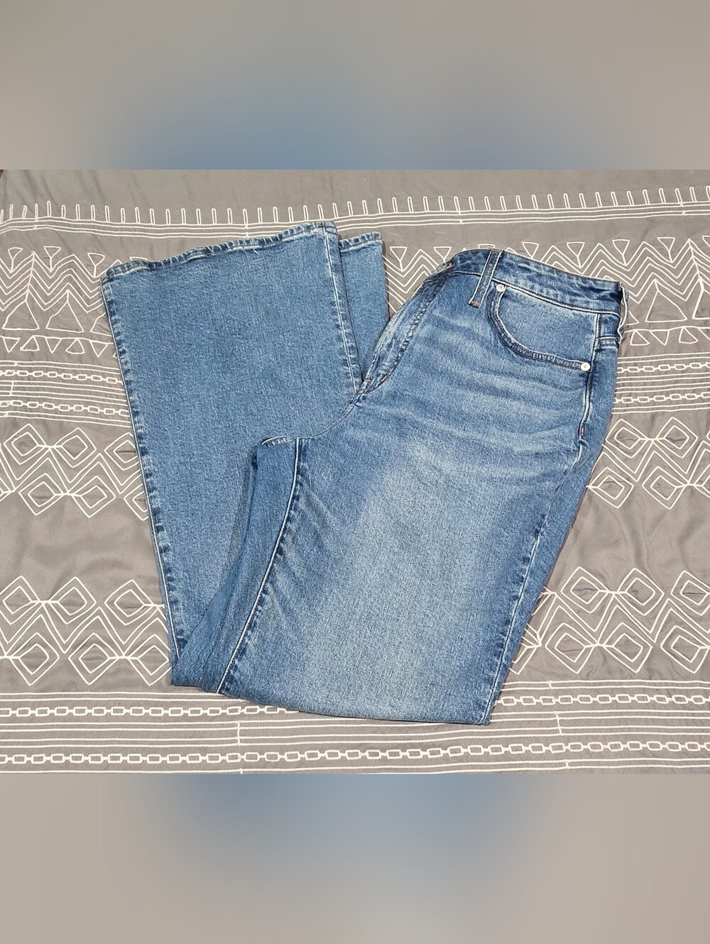 Madewell The Curvy Perfect Vintage Flare High Waisted Jean Size 31